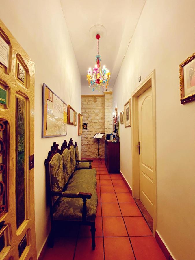 Pension Antonio Guesthouse Alicante Dış mekan fotoğraf