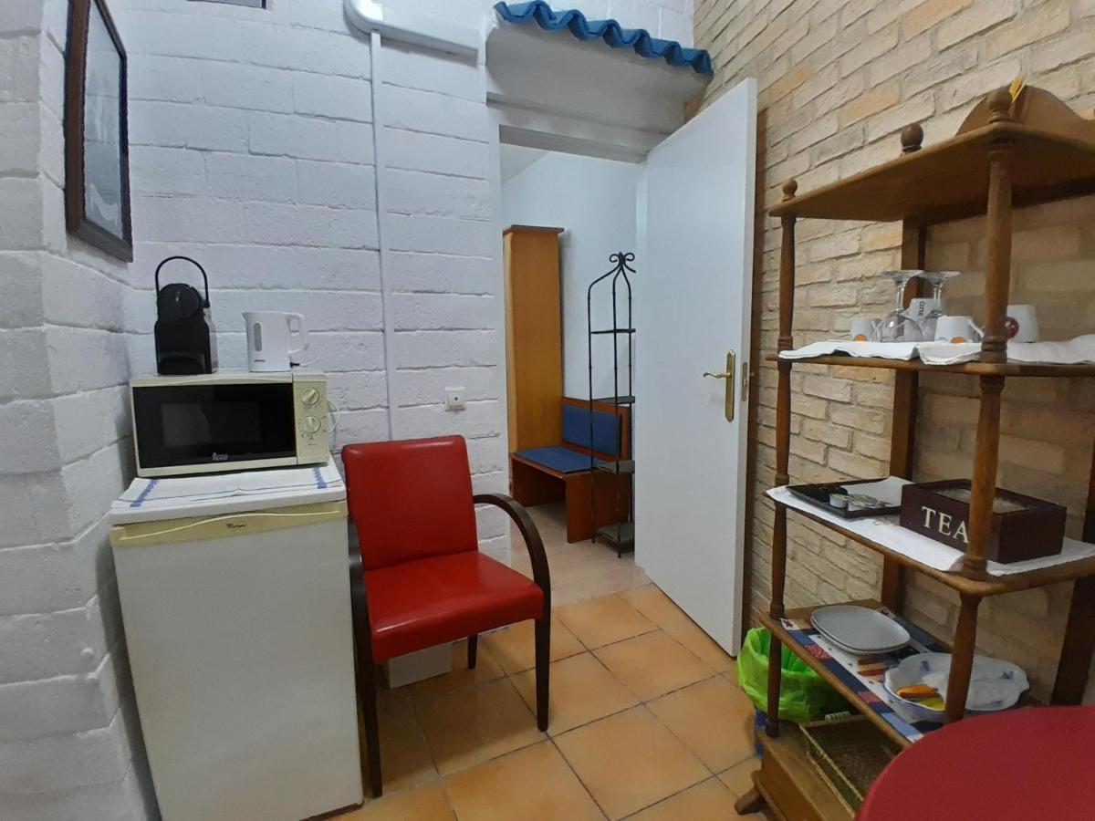 Pension Antonio Guesthouse Alicante Dış mekan fotoğraf