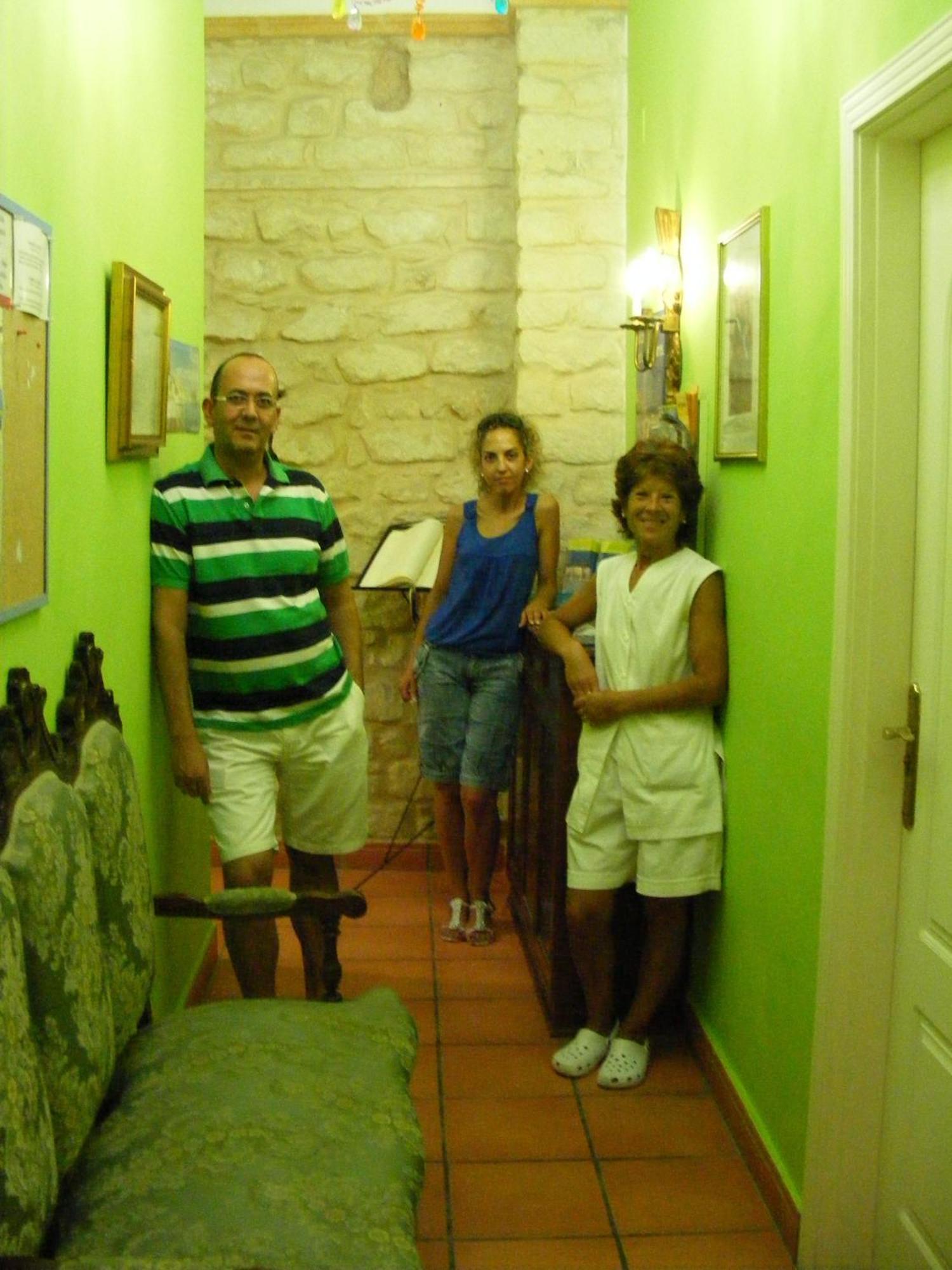 Pension Antonio Guesthouse Alicante Dış mekan fotoğraf
